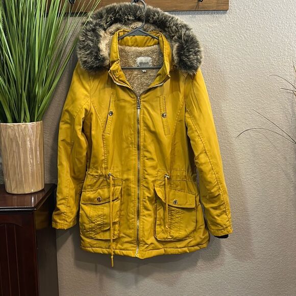 RB22 Holstark mustard, yellow, faux fur lining, full zip up coat size large - Picture 1 of 11